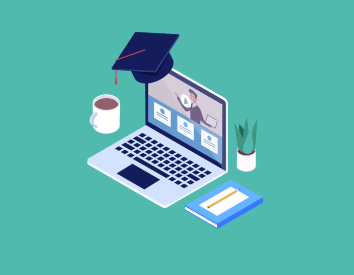 webinar-laptop-with-stuff-around-it.psd